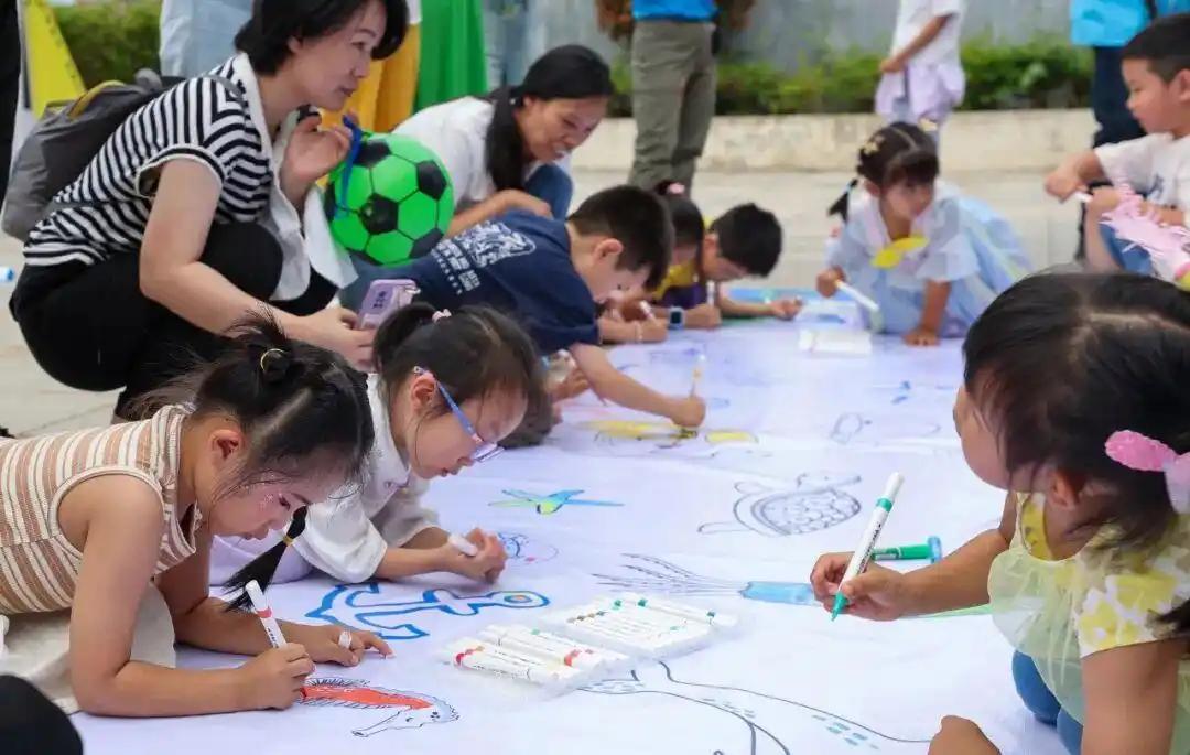 暖心！
3.18儿童友好新政落地，家长直接省大钱
国家两部门放大招，今天正式推进