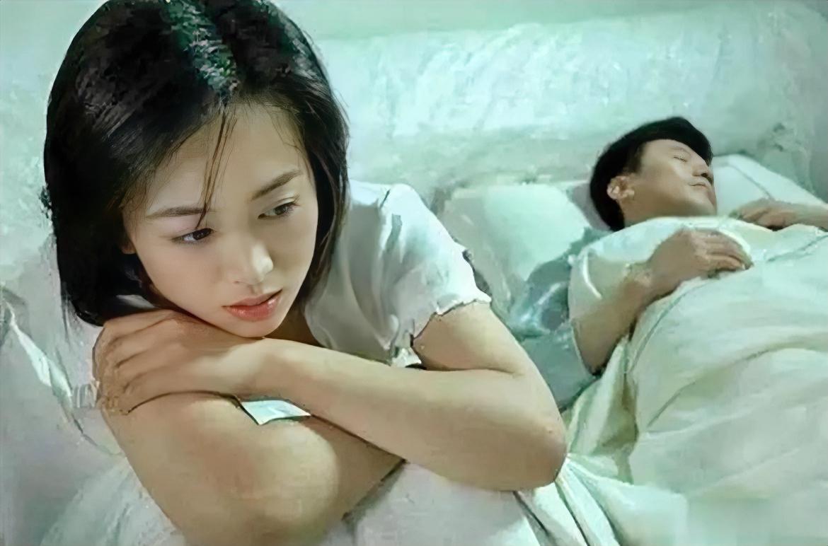 长期没有夫妻生活的夫妻到底在想什么？

结婚8年，只过过5次夫妻生活，相当于60