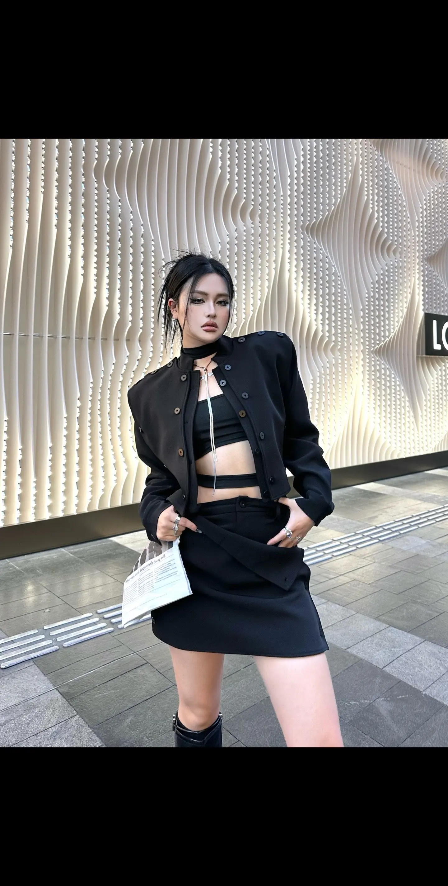 做女人放轻松，别把男人放心中。
