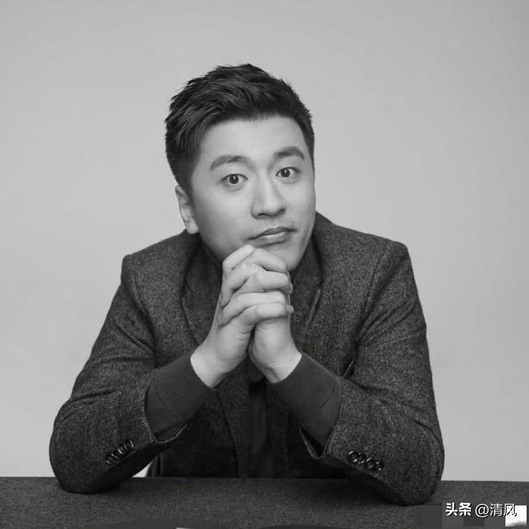 苏州峰学蔚来教育科技有限公司发布讣告

一代深受学子信赖的教育导师张雪峰骤然离世