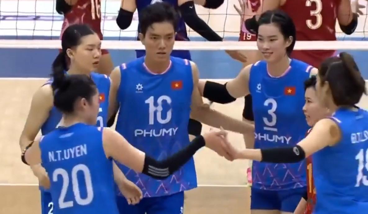 2025年第五届东南亚女排联赛第二站第三轮，越南女排主场连扳三局3-2（17-2