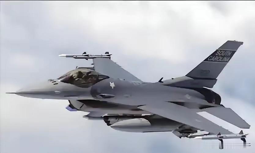 就在刚刚，


​中国台湾空军司令部突然宣布，

​1月22日，针对岛内F-16