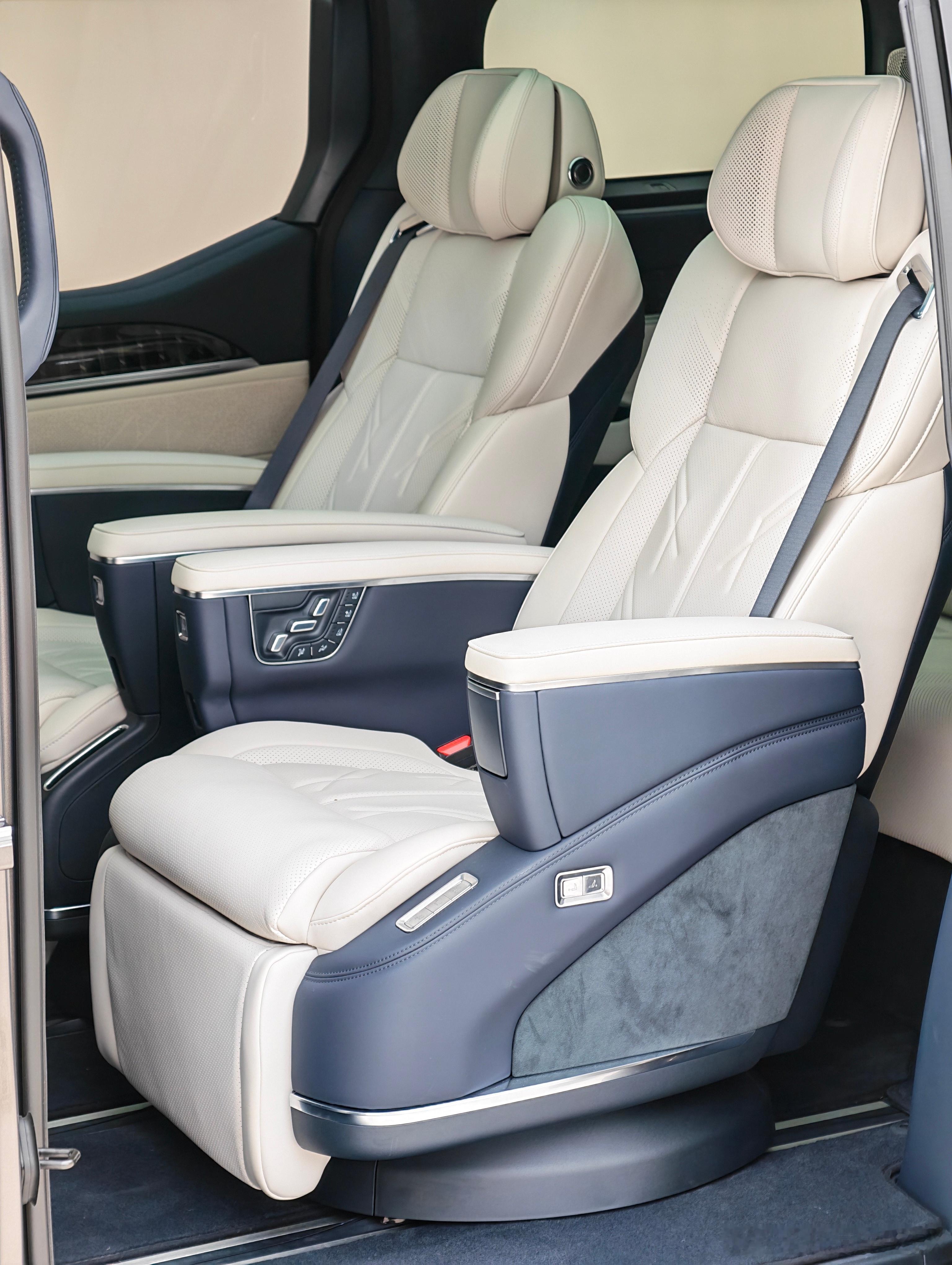 新配色、怀档、Naim音响、旋转座椅、900V=焕新极氪009焕新极氪009新一