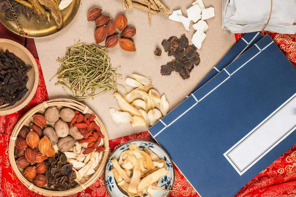 今年双十一，年轻人的钱都花养生上了？
#年轻人为何越来越爱排毒养生？#随着健康知