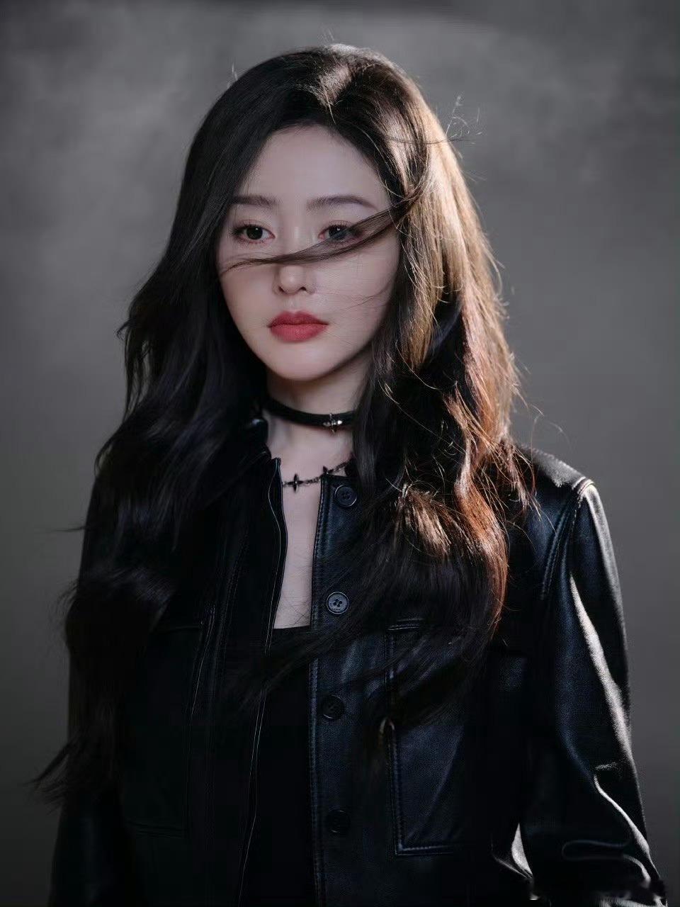 张天爱新片盲女与花猫杀青张天爱新片首演藏族盲女 张天爱《盲女与花猫》今日杀青！首