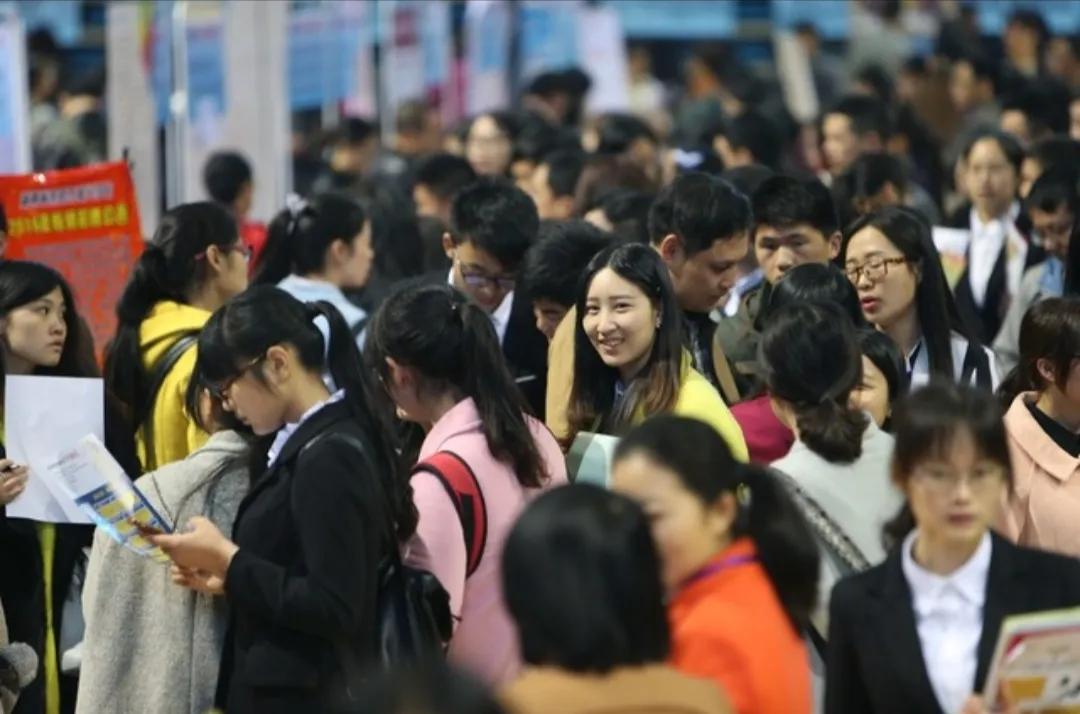 #秋日生活打卡季#上海电力大学电气工程及其自动化专业毕业生的平均薪资是多少

★