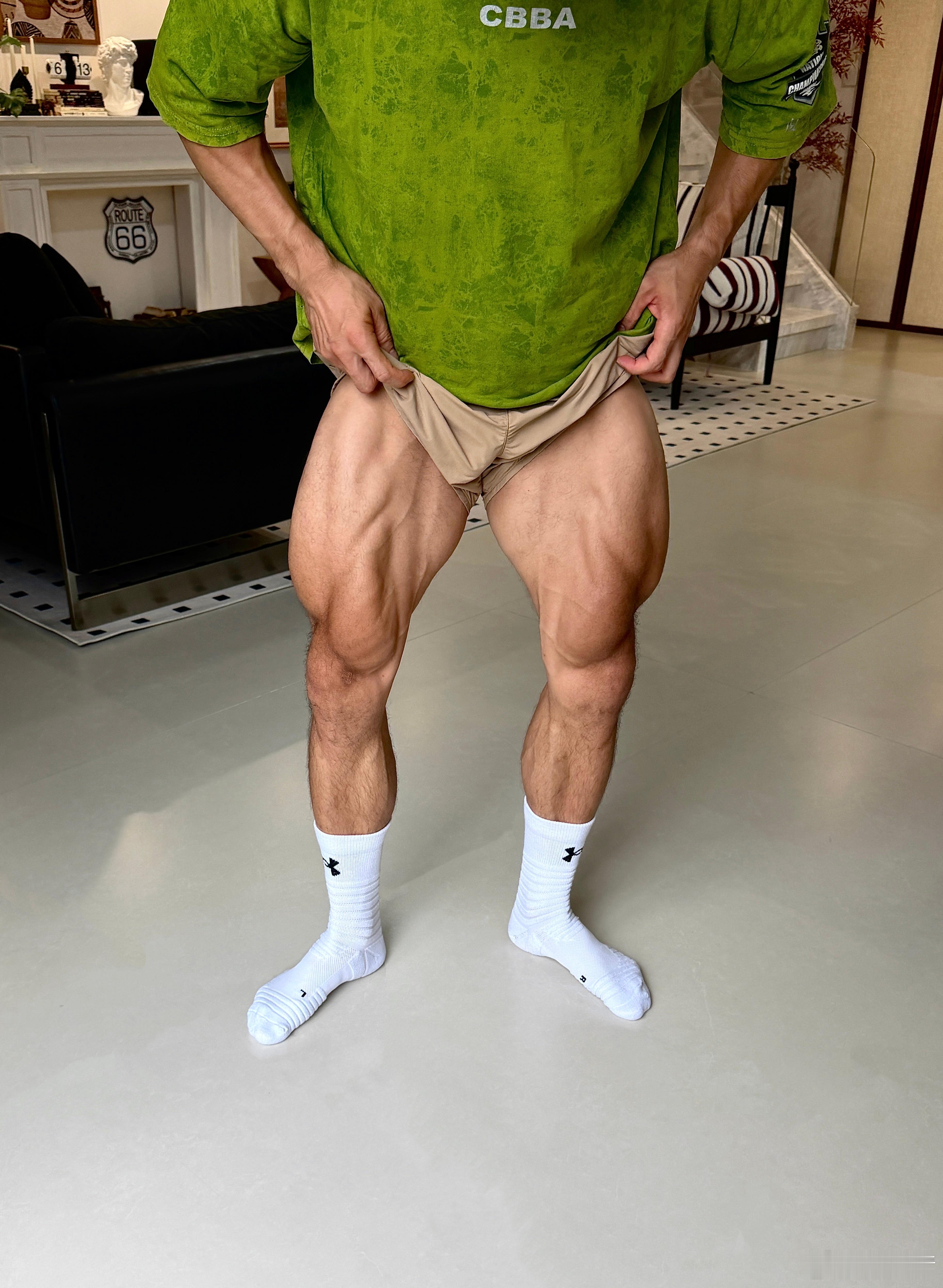 又到练腿日！中午要吃点高热量的补一补 郑州