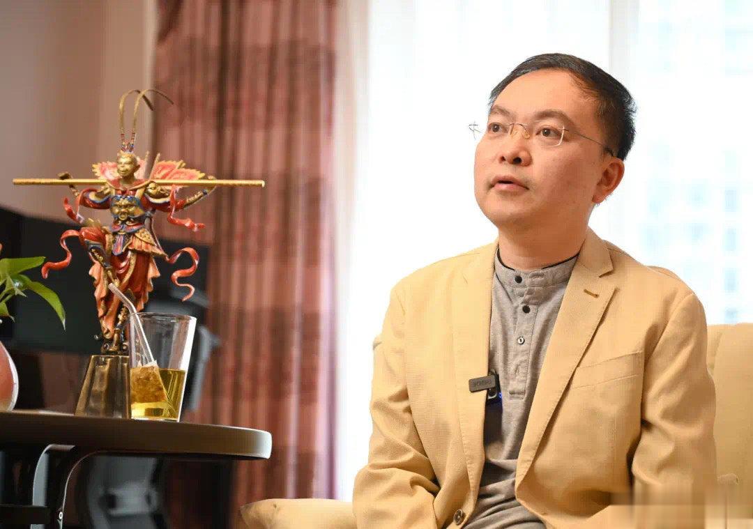 蔡磊表示，其实自己去年已在准备身后事，包括找接班人、设立慈善信托、设立遗体捐献、