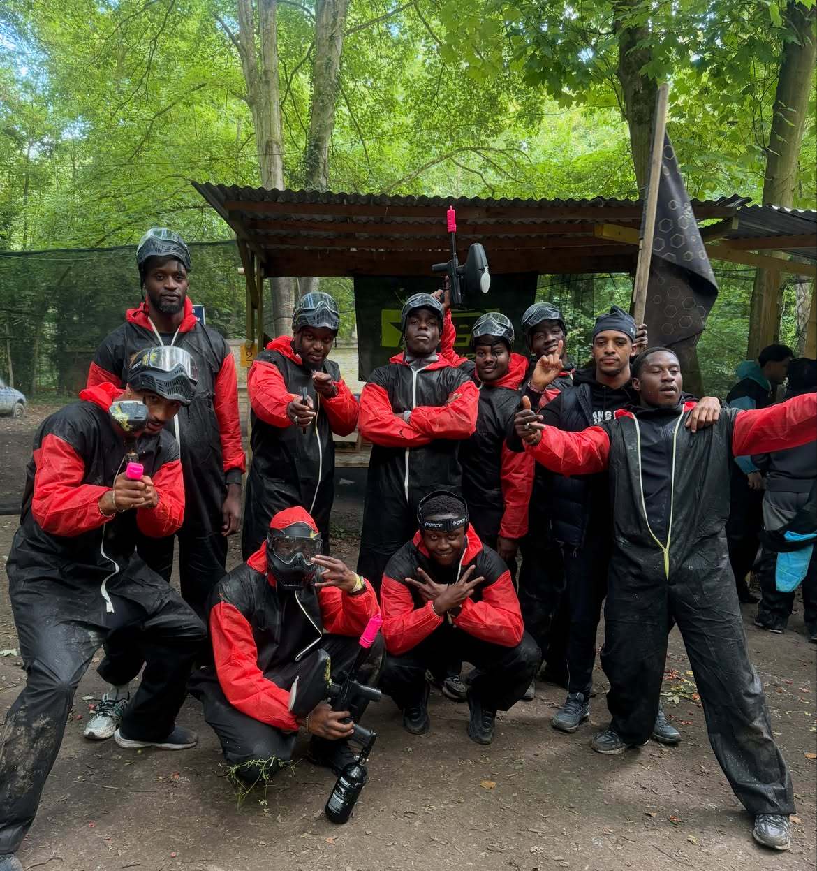 🥋🏊🔫🏃🥊💪⚽️巴代同学，假期结束之后还回来踢球...的吧？👀📸