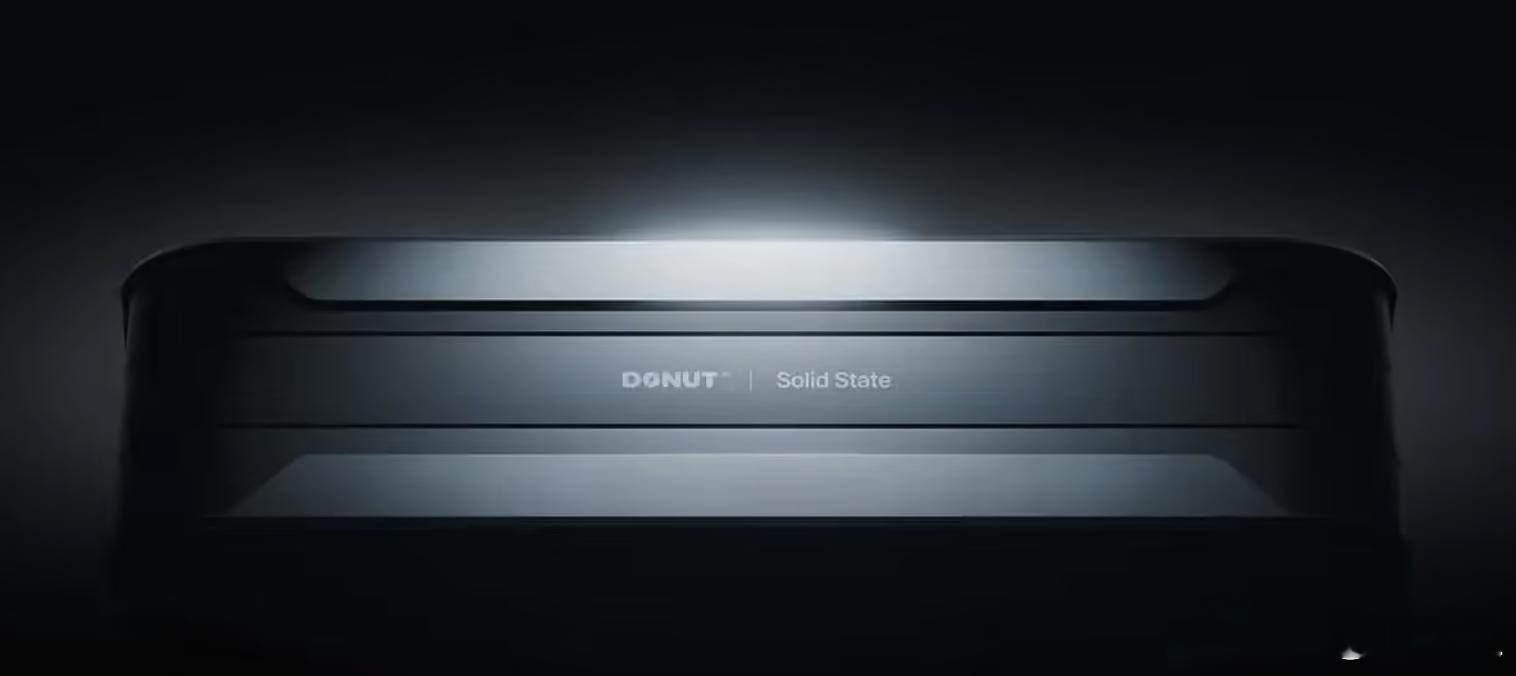 全球首款可量产全固态电池亮相：400Wh/kg能量密度，5分钟即可满电1月5日，