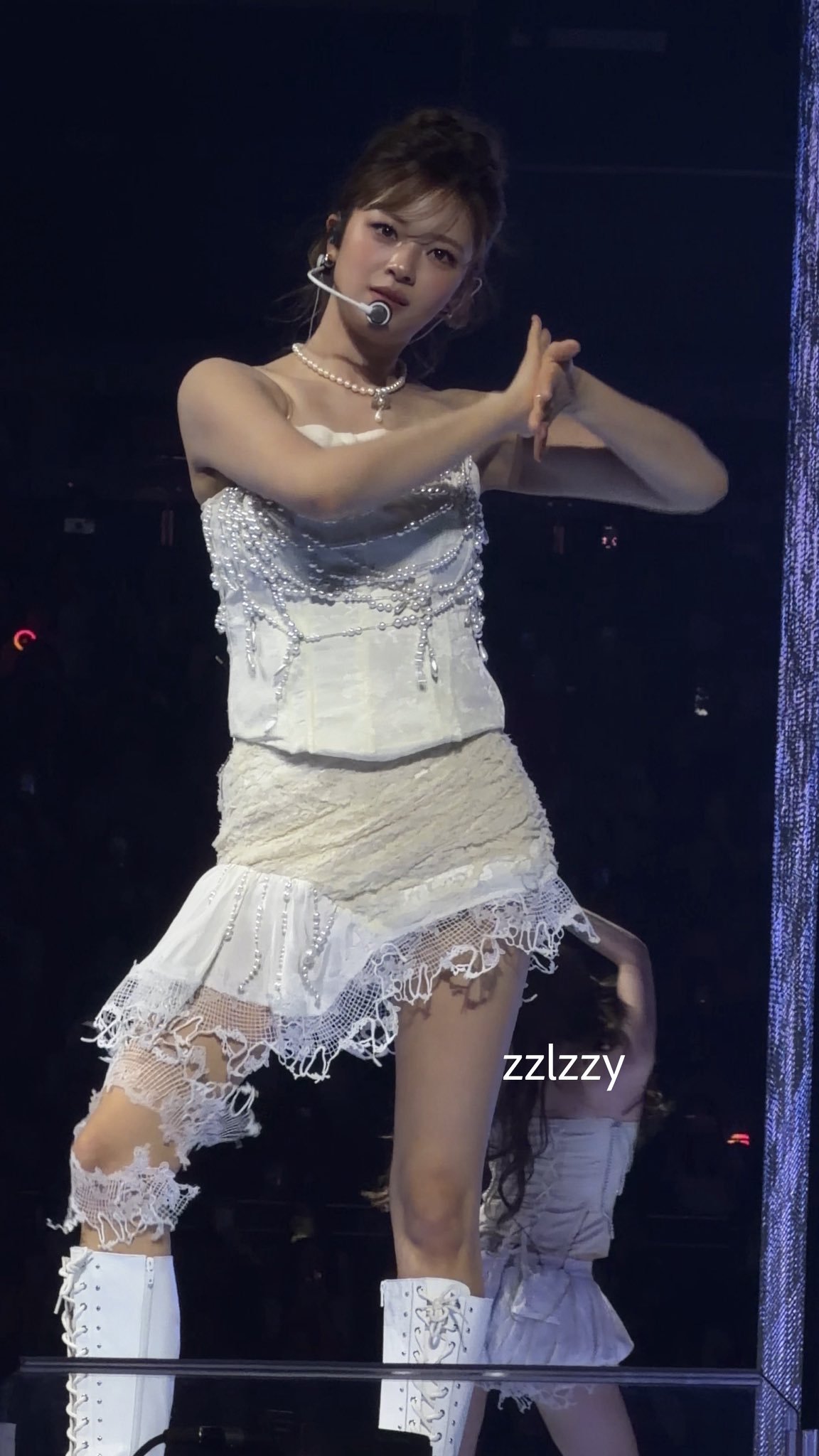 这几个月巡演抛开其他不说，美貌值是没有上限的©️logo