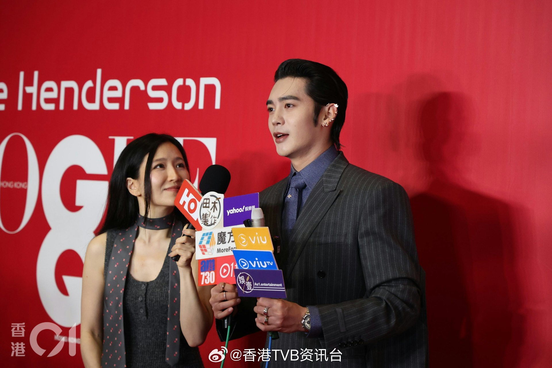 于适现身香港惜未尝煲仔饭 开心与谢霆锋合作：他对自己要求很高内地男星于适昨晚（2