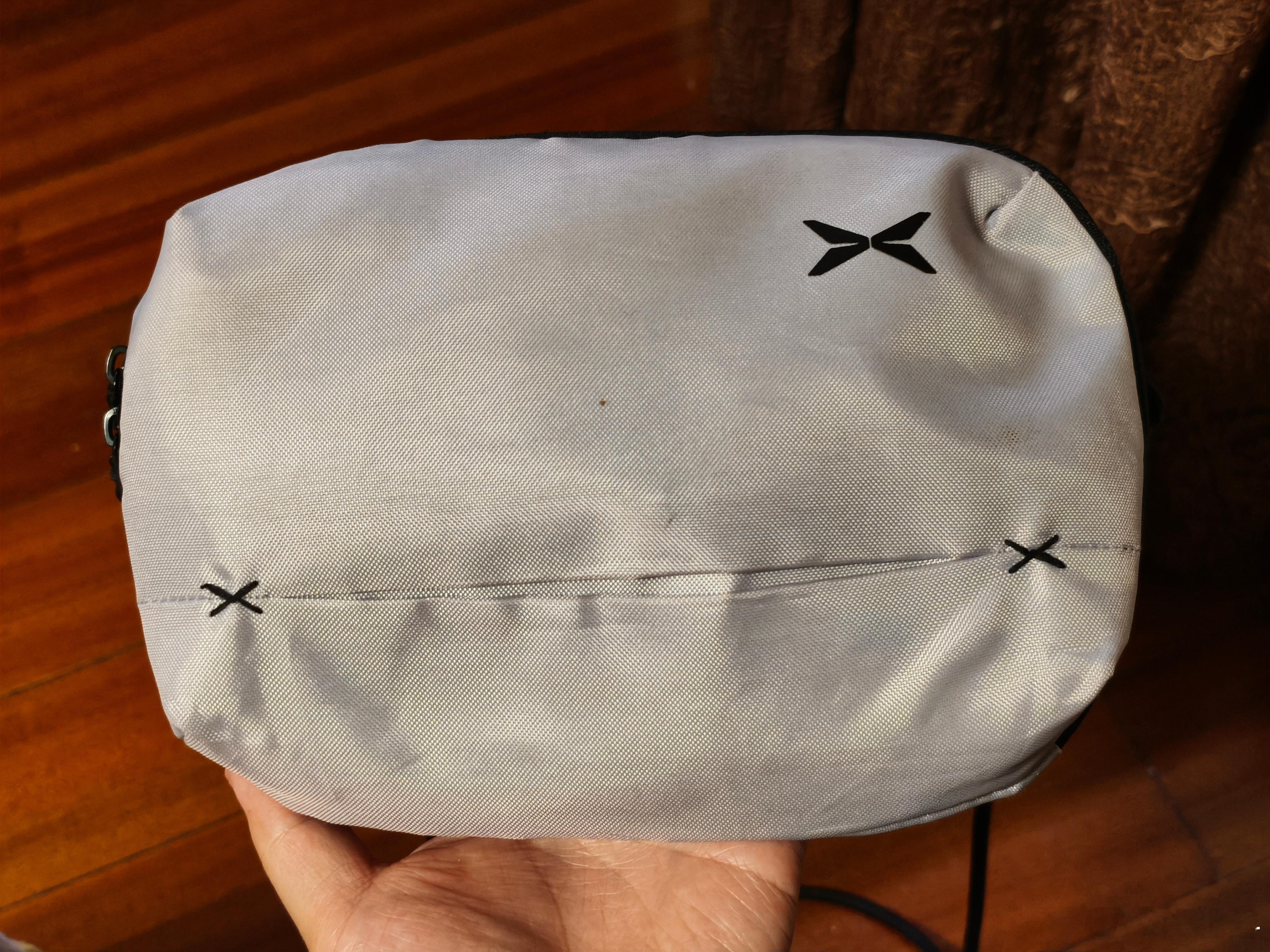 我小鹏这个小包包要坏了，怎么办！我好喜欢这个！哪里可以买到！