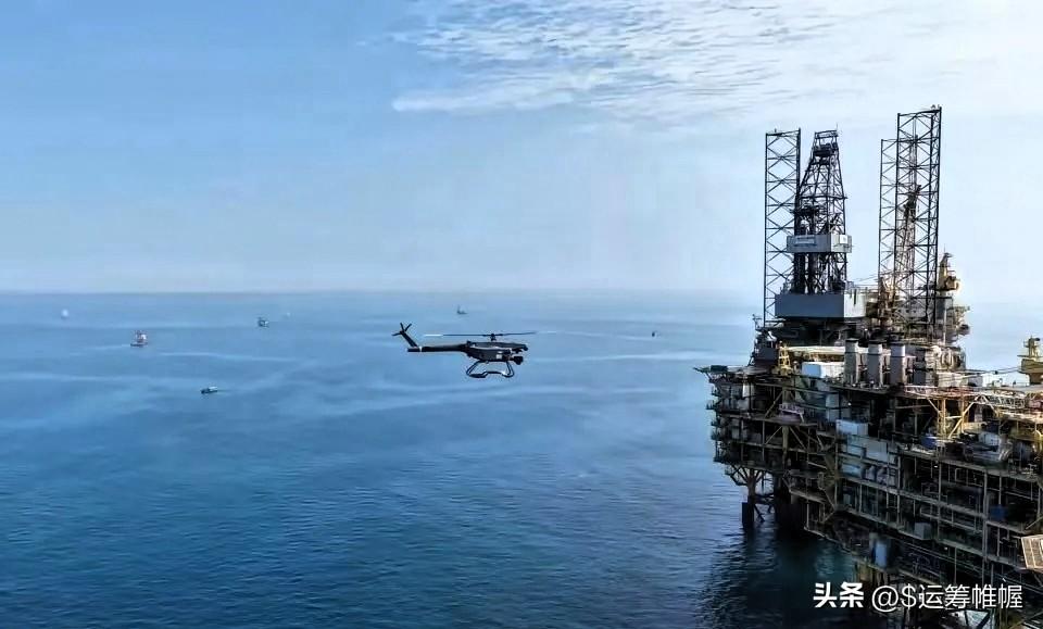 就在全世界
都被中东的战火所吸引的时候，东方大国又做了大事情，据央视新闻通报，我