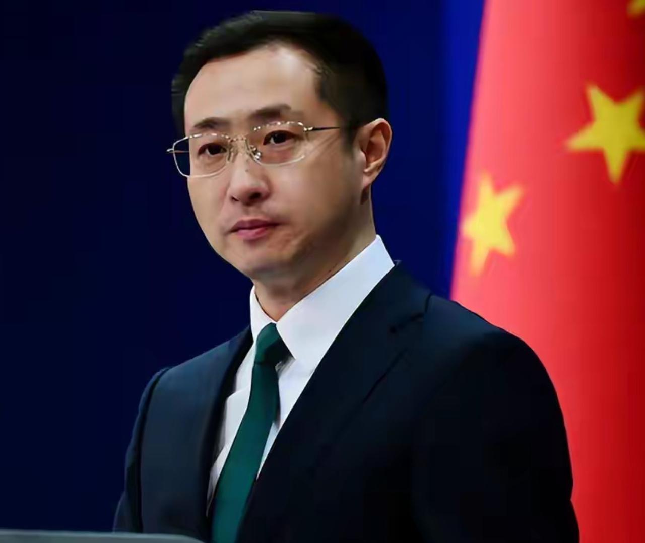 乌方拟制裁中方公民？

中方硬气表态

12月23日中国外交部举行例行记者会，外