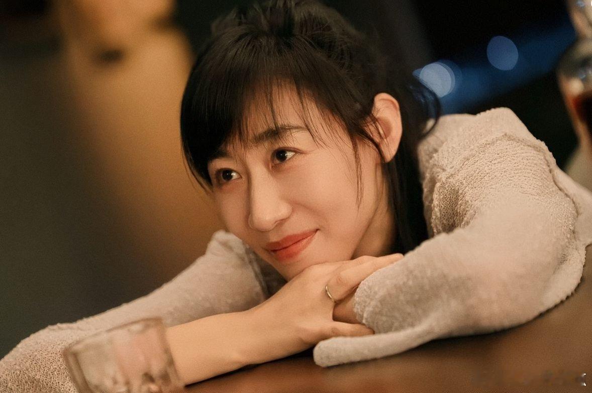 和没出息最适配的剧来了一打开看到任素汐的脸配上那没出息的bgm，直接给我笑喷，这