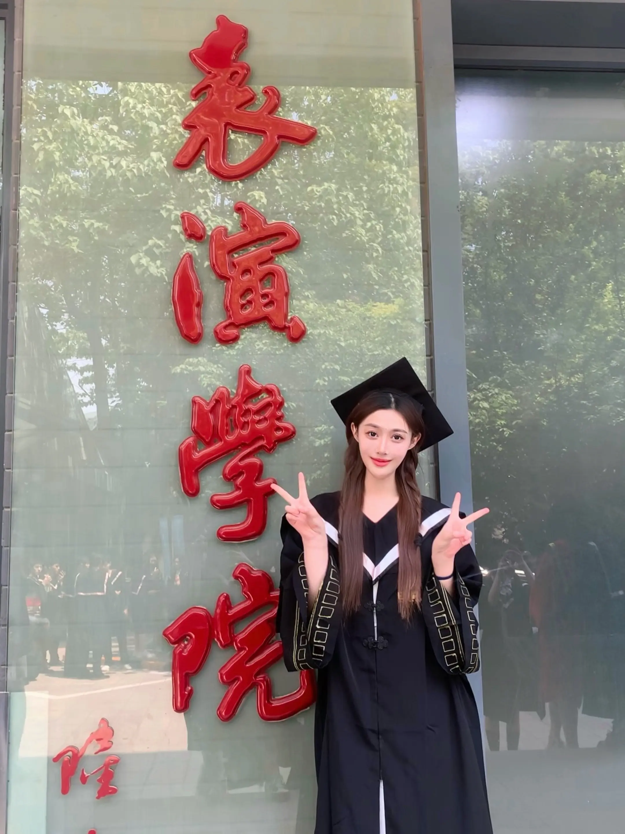 图片依次为：刚毕业 上班一年 上班两年