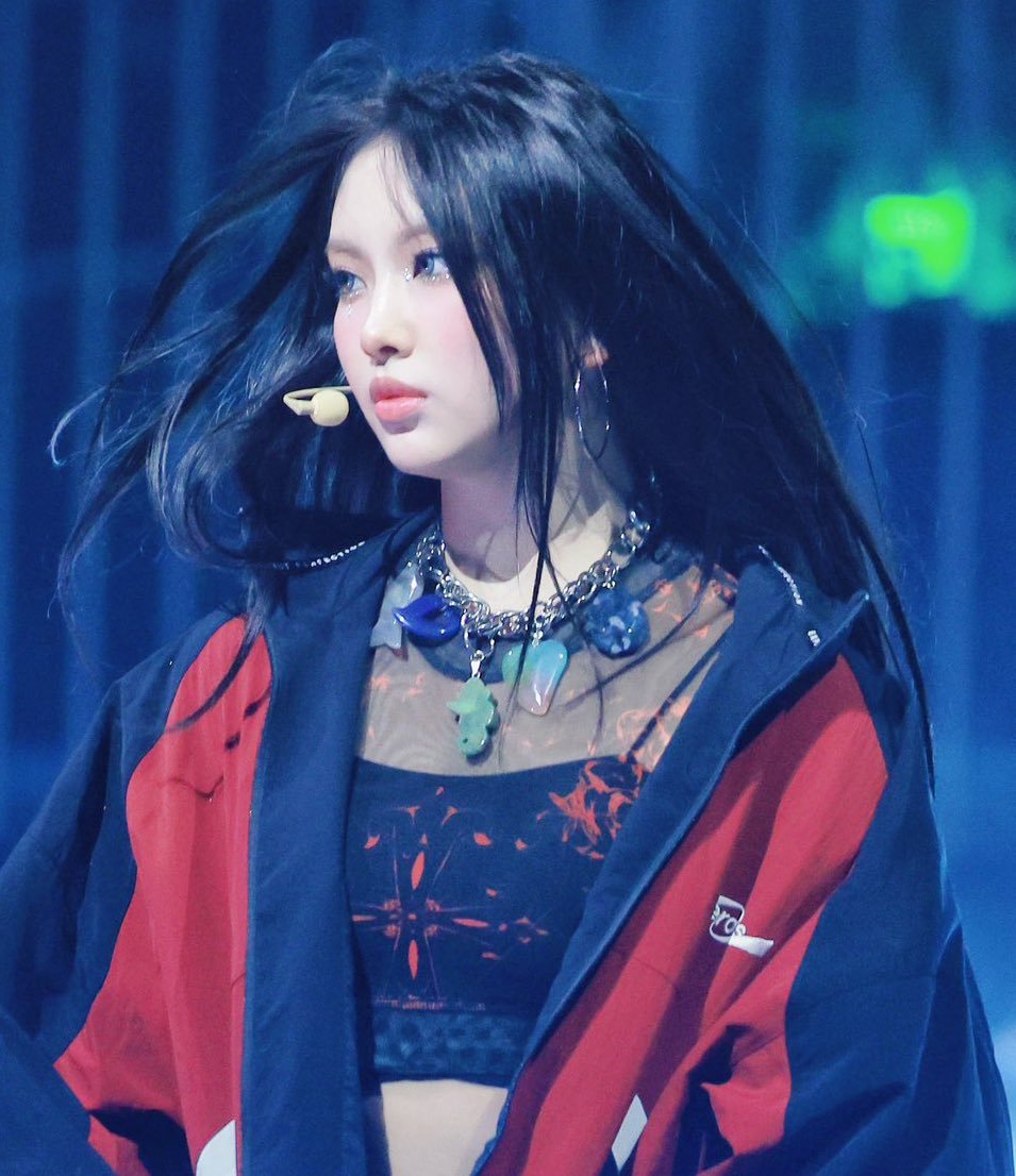 ☺︎ ​​​