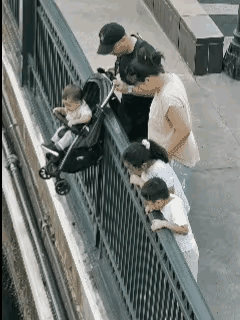 难怪国外人口少，这要是在国内，不得被网友骂少脑子吗