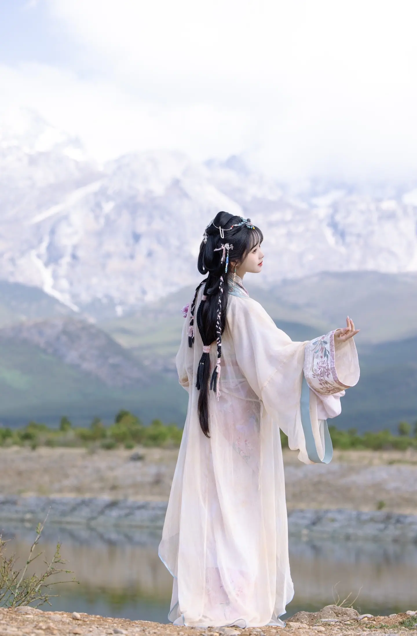 我出不了神山 你带一朵格桑花走吧