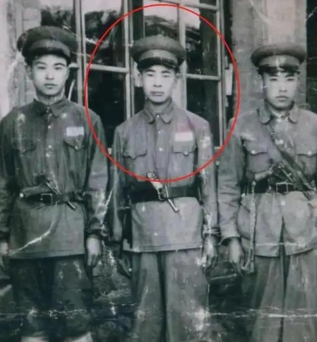 1948年，一个日本人冒充中国人并加入解放军，在辽沈战役icon中屡次立功，还参