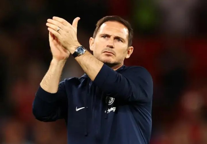 小小欧冠 拿捏拿捏，有一说一，咱主任昨天良心发现四个上路，昨天没看到的真的是错过