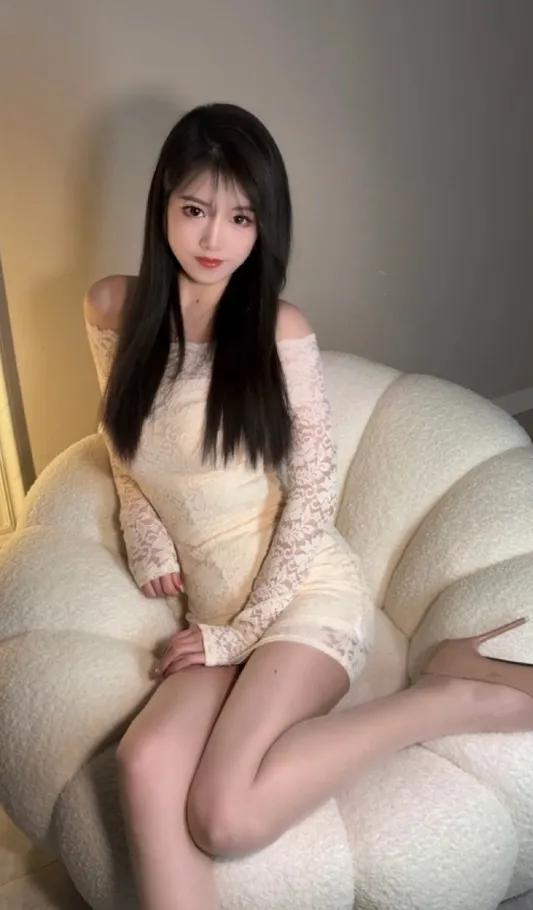 网传深圳白石洲一男子，拿到2600万拆迁款后，他不买房，他选择每天住五星级酒店，