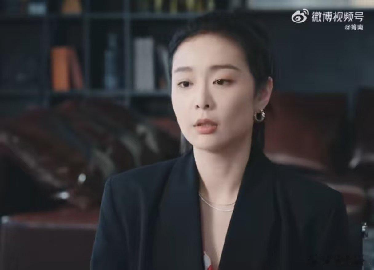 蔷薇风暴不语只是一味虐我  《蔷薇风暴》中的沉默，比任何言语都来得更痛。江一笛的