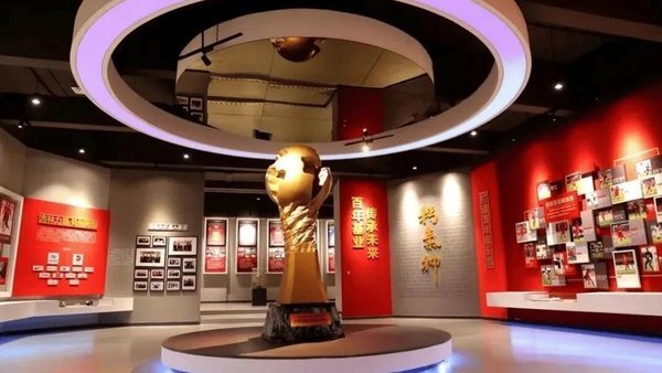 长春亚泰计划三年内重返中超长春亚泰通过长春市体育局主导的托管改革彻底解决欠薪问题
