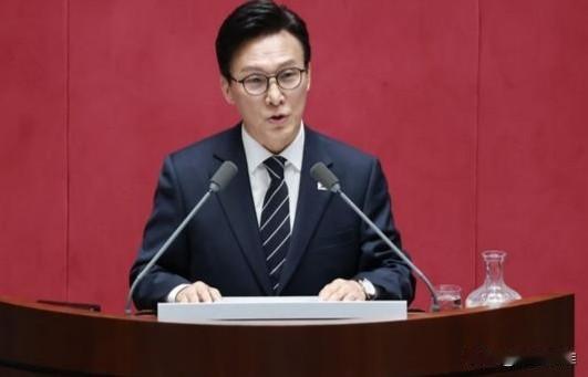 【美国的时代结束，韩国更需要重大战略调整】韩国政坛的精英已经看清美国的时代离结束
