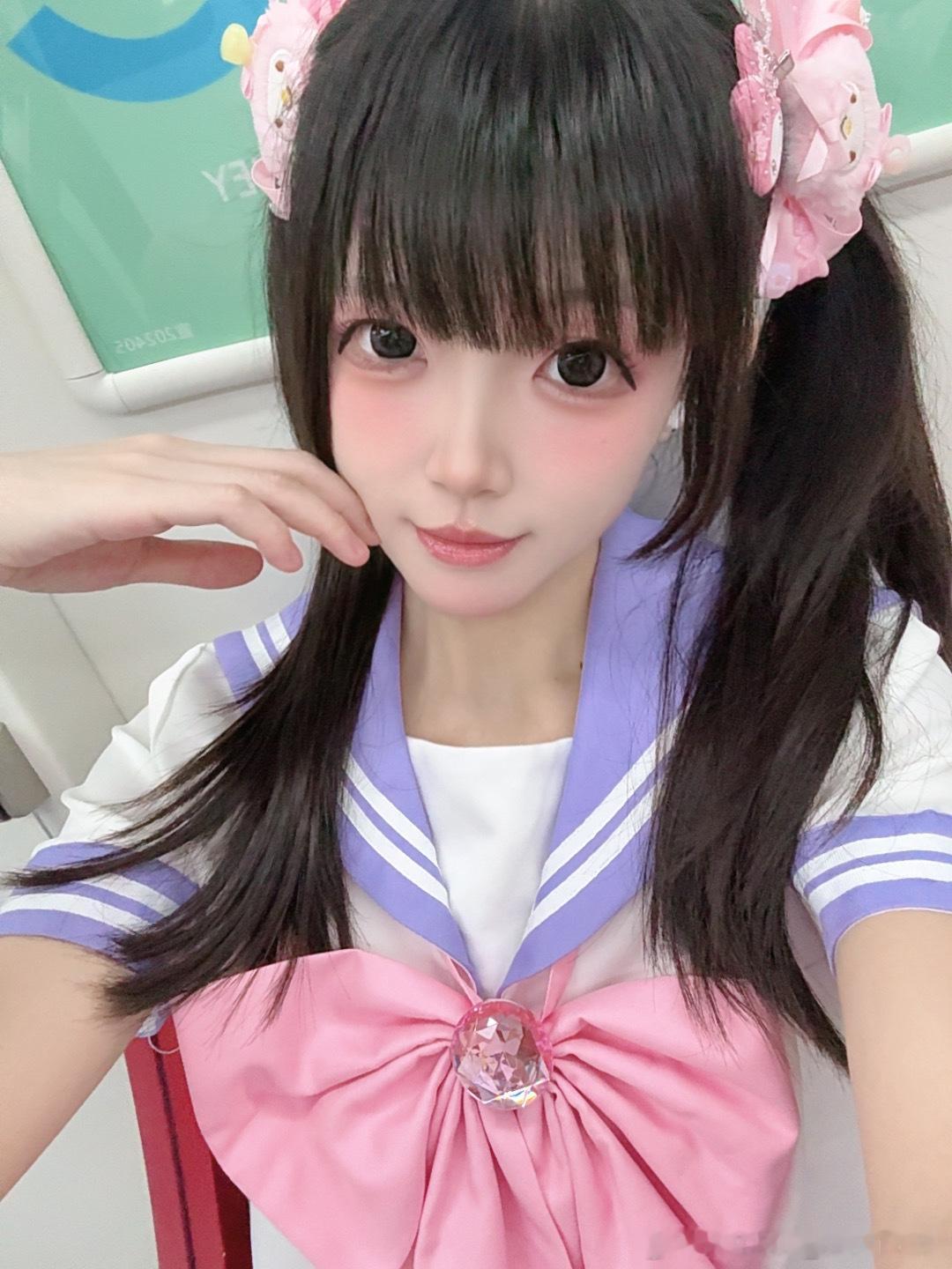 拼好团来袭[开学季]！今天晚上演出是超萌水手服💜[羞嗒嗒][羞嗒嗒]！！有两首