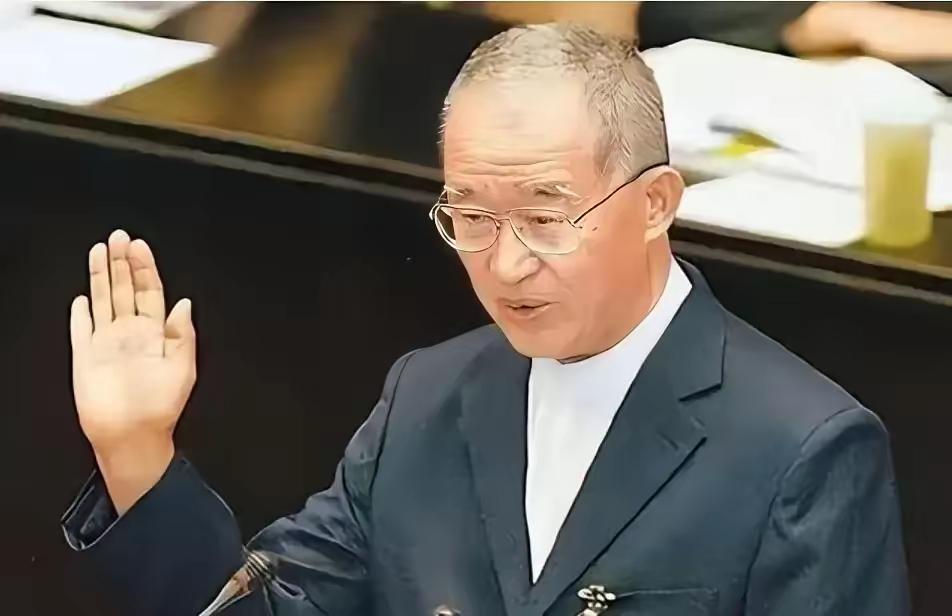 八旬的王建煊把两岸两条路的得失算得明明白白，没有空洞口号，全是贴近普通人的实在账