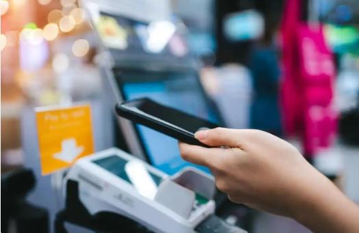 平时用手机NFC“贴一贴”支付、刷门禁超方便吧？但国家安全部最新提醒，这东西可能