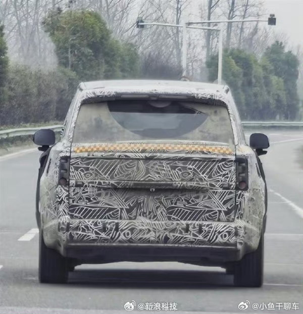 小米YU9伪装实车曝光热搜上了，还会远吗