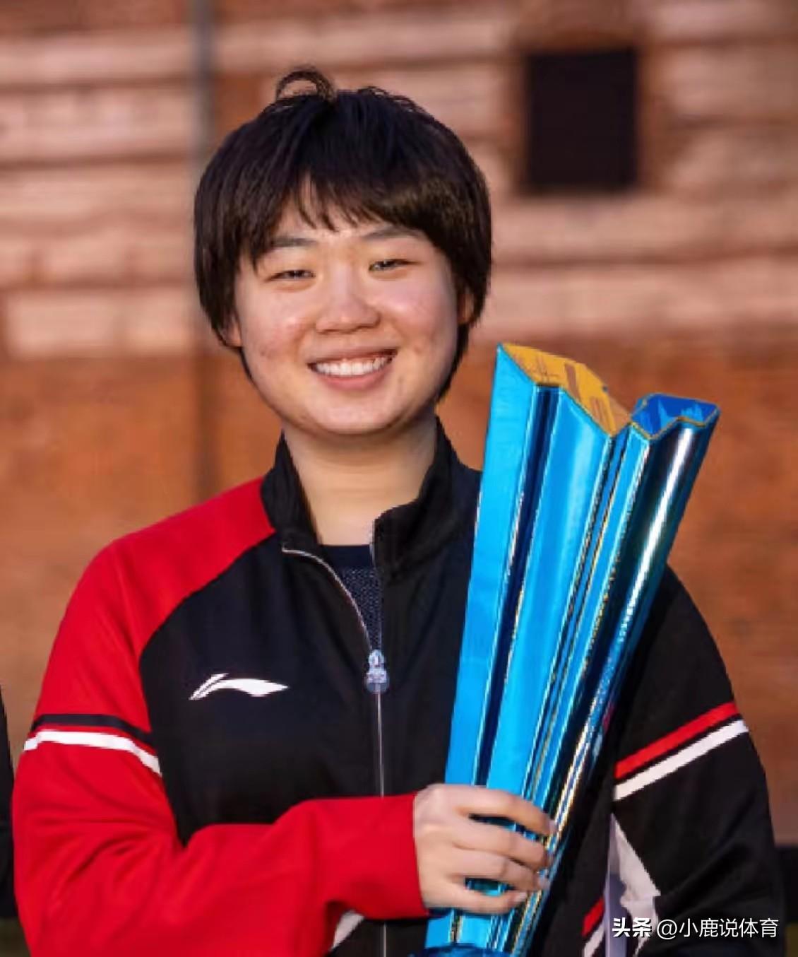 蒯曼最该谢的人是他！
 
不是王艺迪。
不是肖战。
最懂她的是邱贻可。
 
前阵