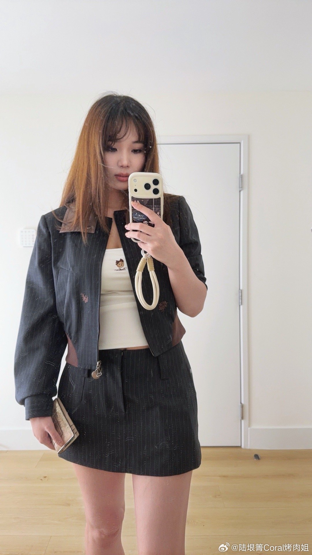 马上飞东部了，今天再看一眼快船主场接下来就要待在东部一阵子陪泡椒和瓜哥了 美国·