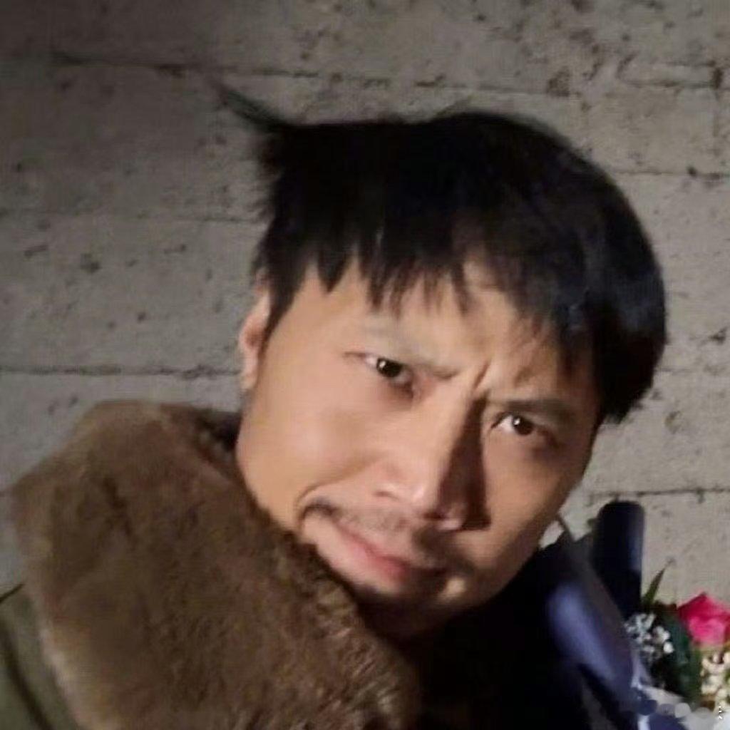 你是尹正那我算是谁 尹正你别太离谱！连着演两个鬼子直接开启隐身模式，半夜换头像这