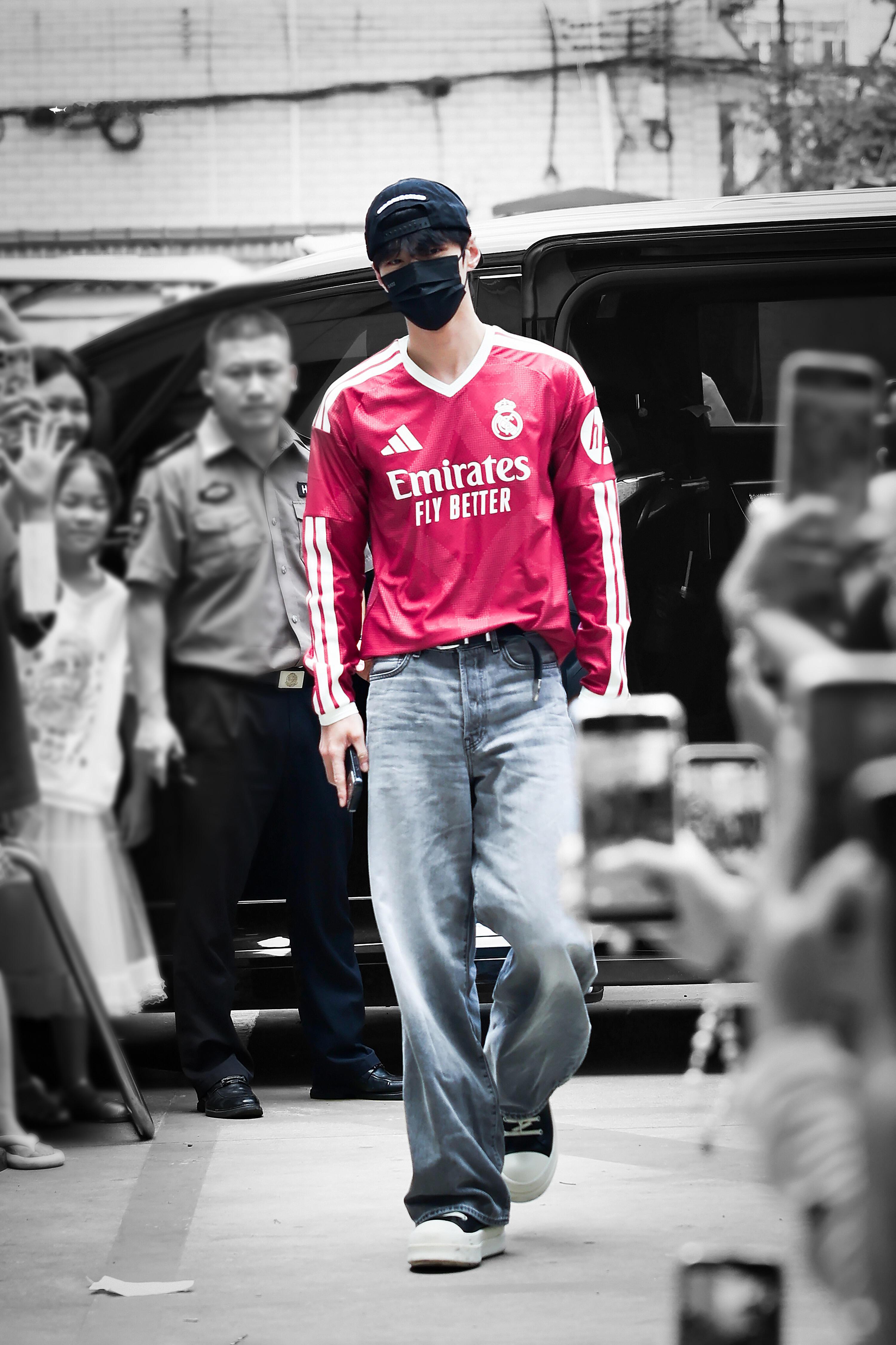 何与今日上班路透，满分阿迪潮男 ​​​