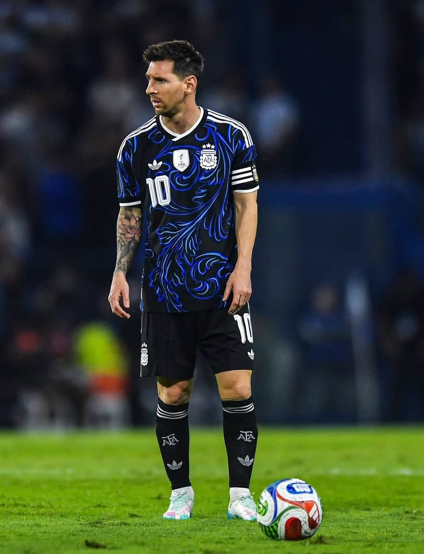 🎙阿里茨·洛佩兹赛后（毛里塔尼亚教练）：阿根廷2比1毛里塔尼亚 “赛后，我拥抱