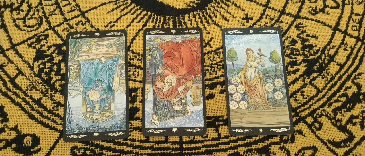 塔儸牌占卜超话被拒绝怎么办？
表白不是终点站，而是认清方向的契机。如表白被拒了可