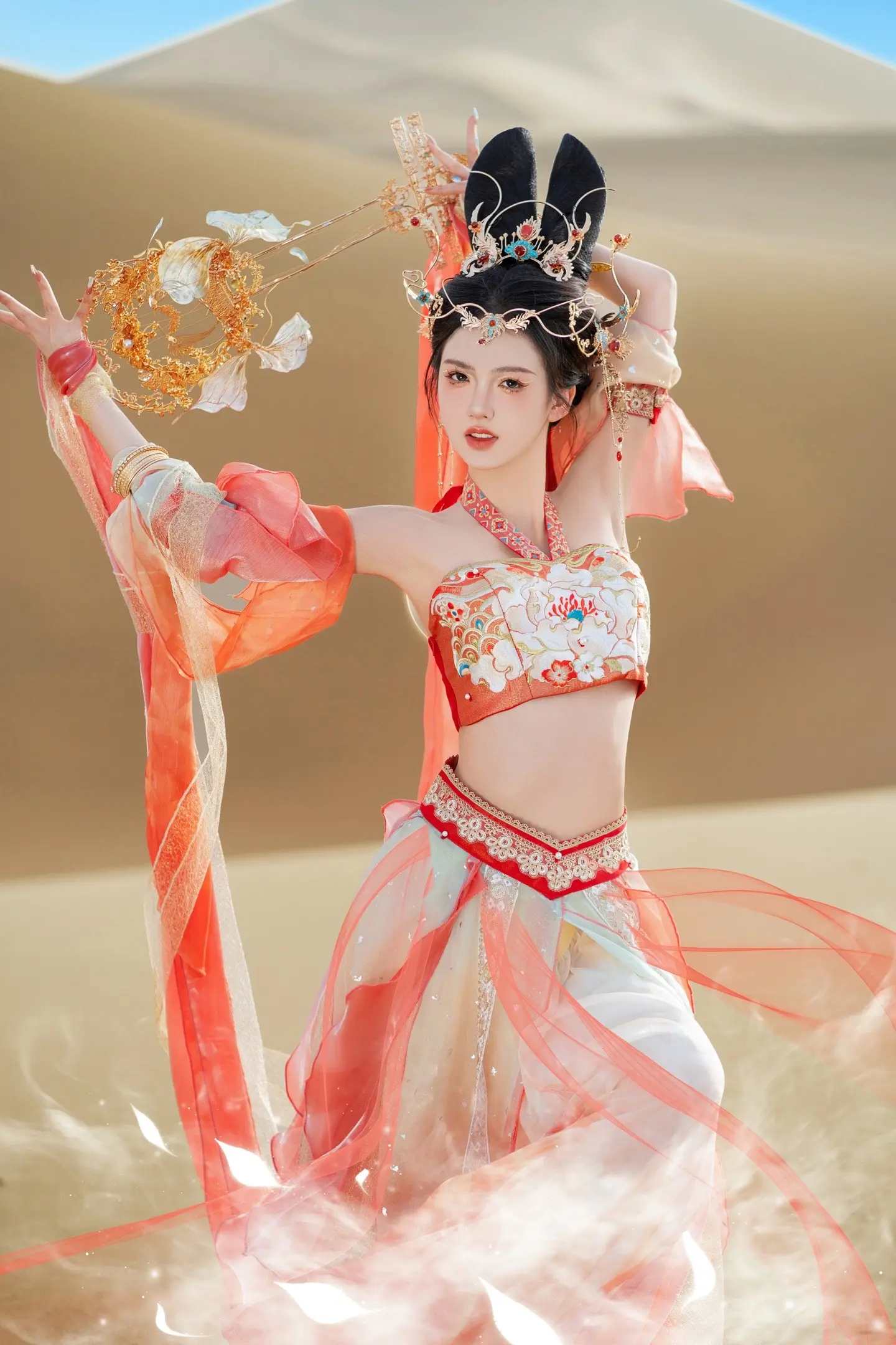 一梦乳敦煌 一眼望千年。