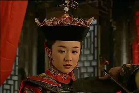 崇德二年，皇太极为一个婴儿颁布大清开国以来第一道大赦令——满朝文武跪在大政殿，谁