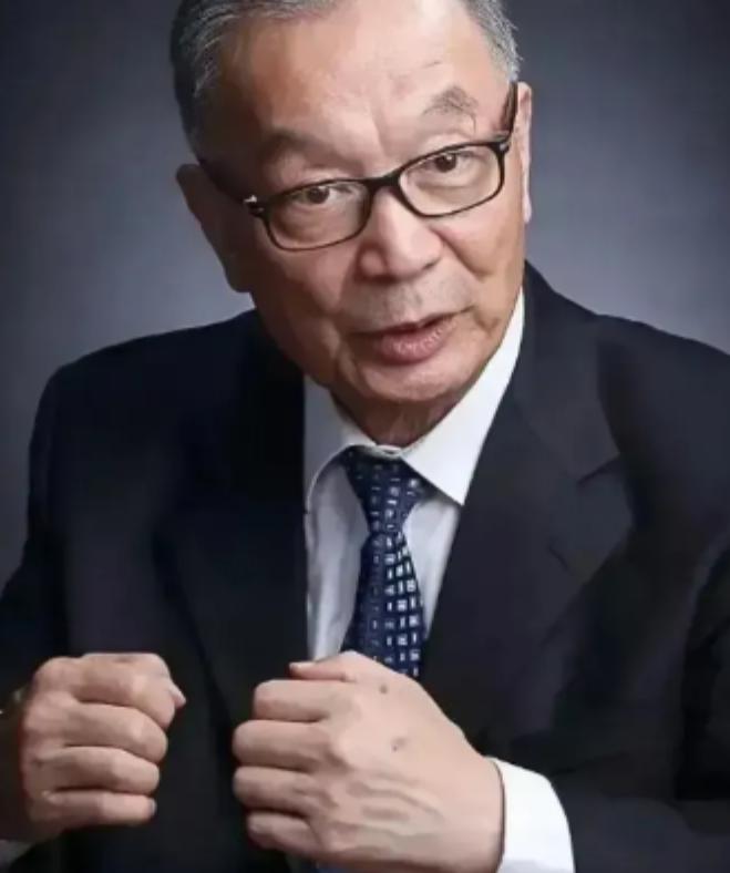 温铁军一语惊人：“我们为什么一定要走西方那条老路呢？把农民都赶进城，在城市搞低收