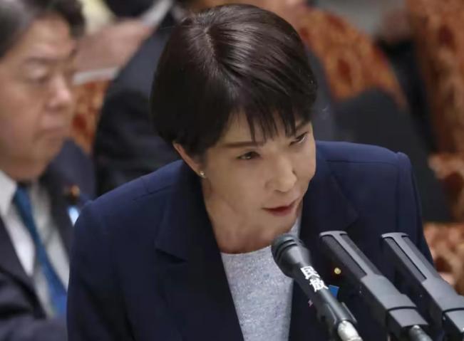 日本撕下核伪装！
高市早苗表态引惊雷
《不扩散核武器条约》审议大会刚落幕，国际社