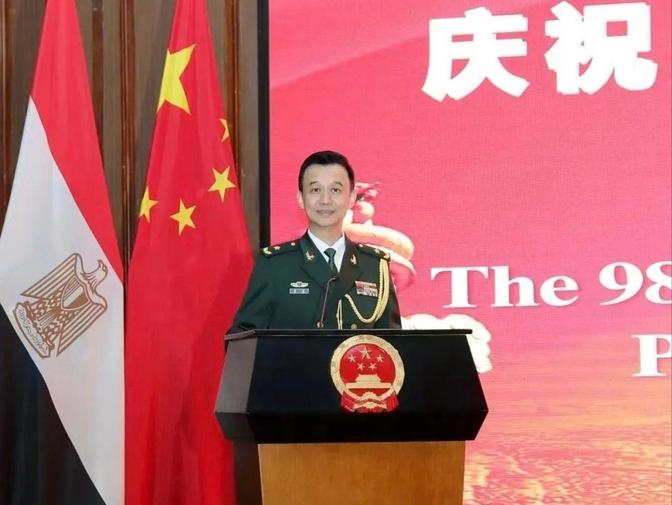 解放军重要将领出任驻埃及武官，采购的歼-10C要到货了？


在尼罗河畔的古老土