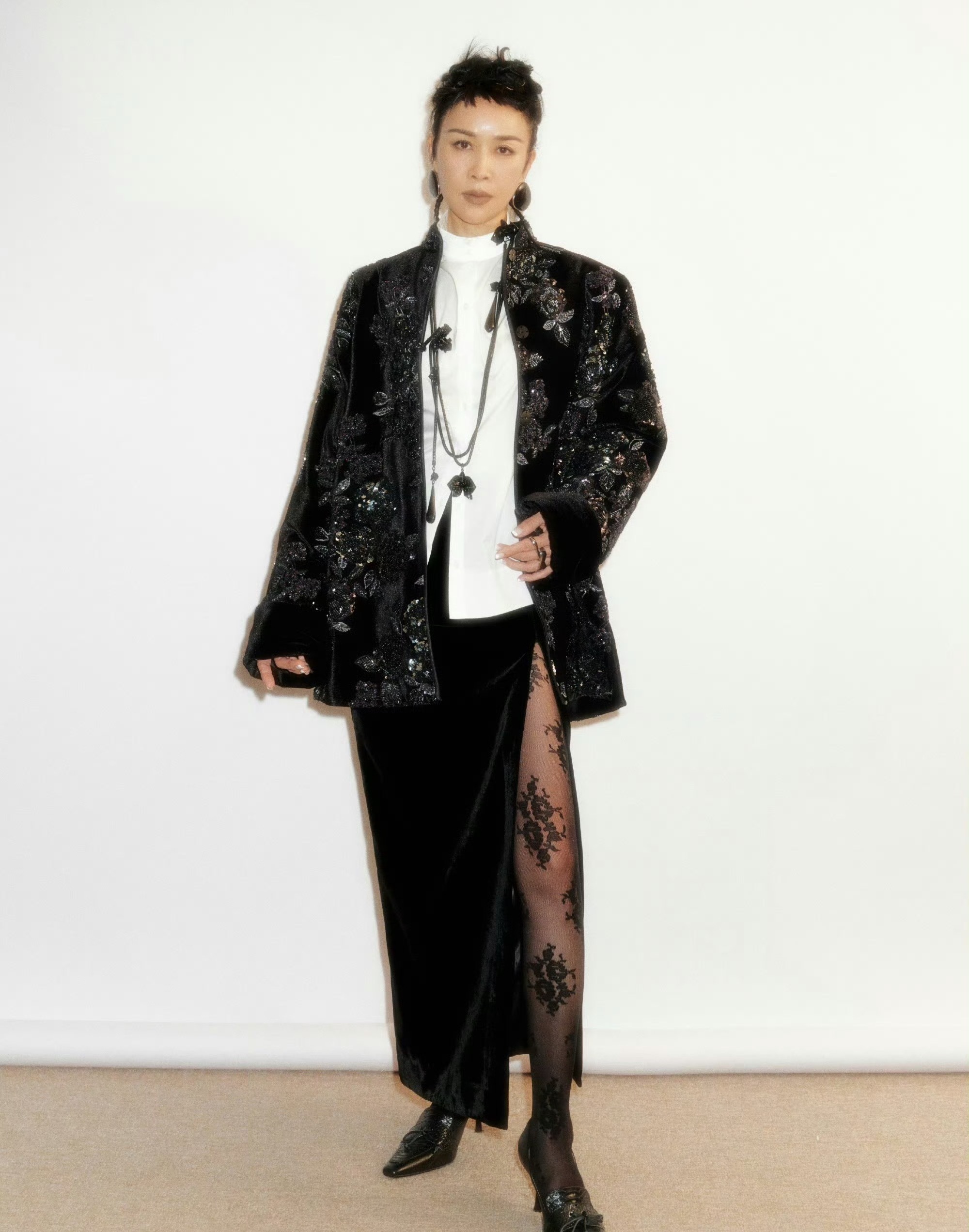 那英在cos王菲还是窦靖童呀咱就是说那英老师你是在cos王菲还是窦靖童啊，怎么能