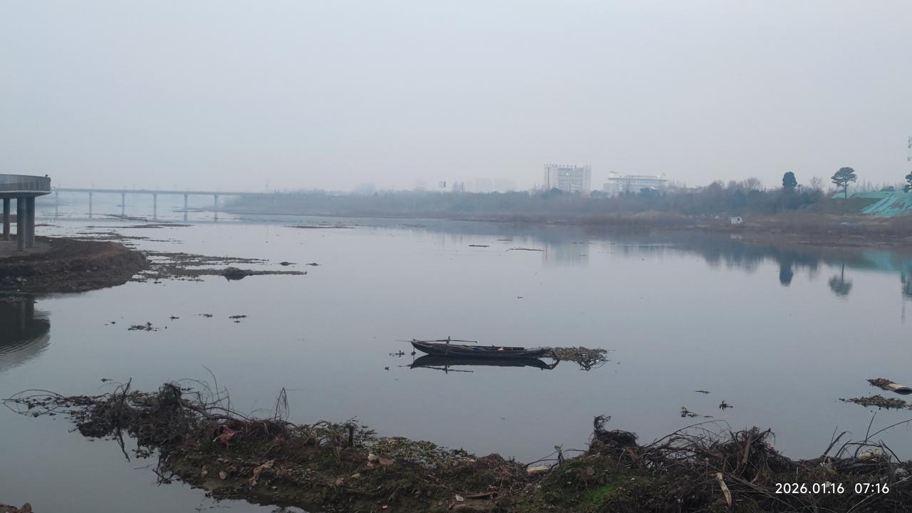 有些故事，只适合收藏；有些人，只适合怀念。那些“曾经”，是最美好的礼物，时间会带