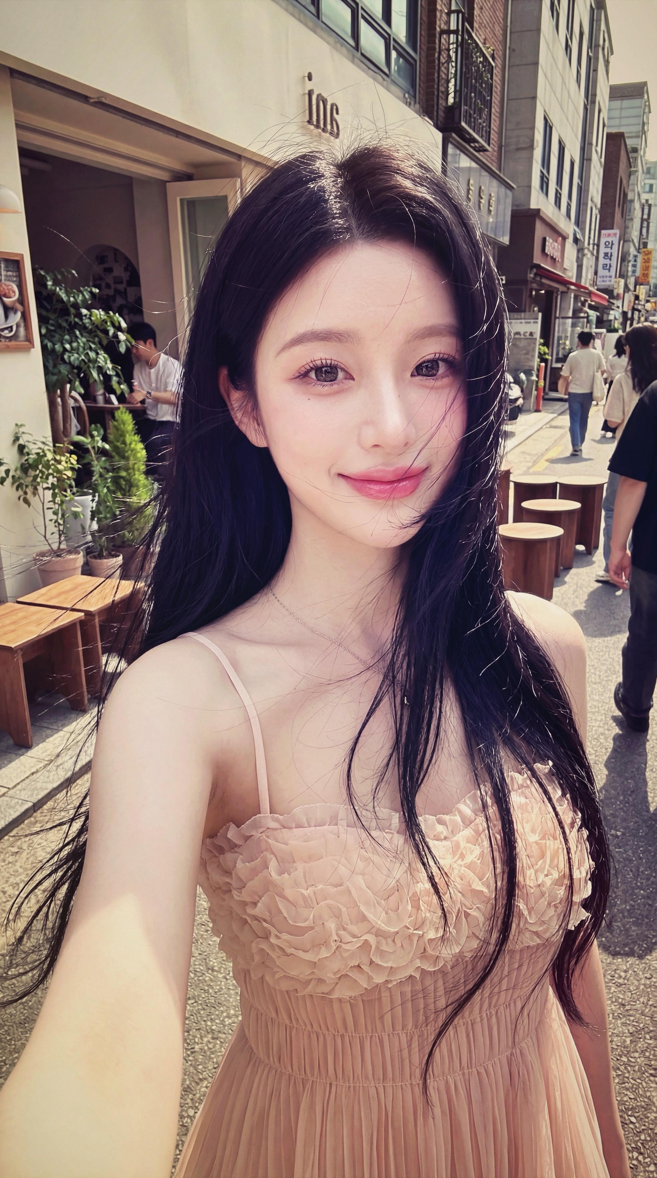 透过我的眼睛去看你 没有人会不爱你。