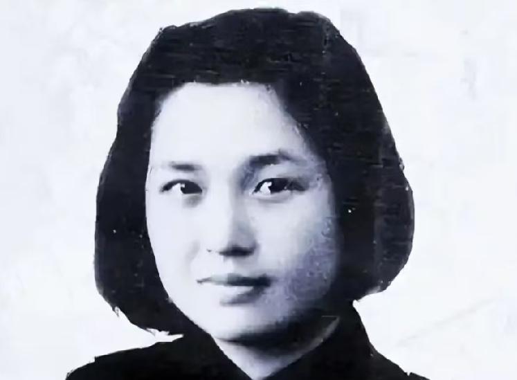 促成北平和平解放的傅冬菊，建国后干什么工作？

在北平和平解放这段光辉历史里，傅