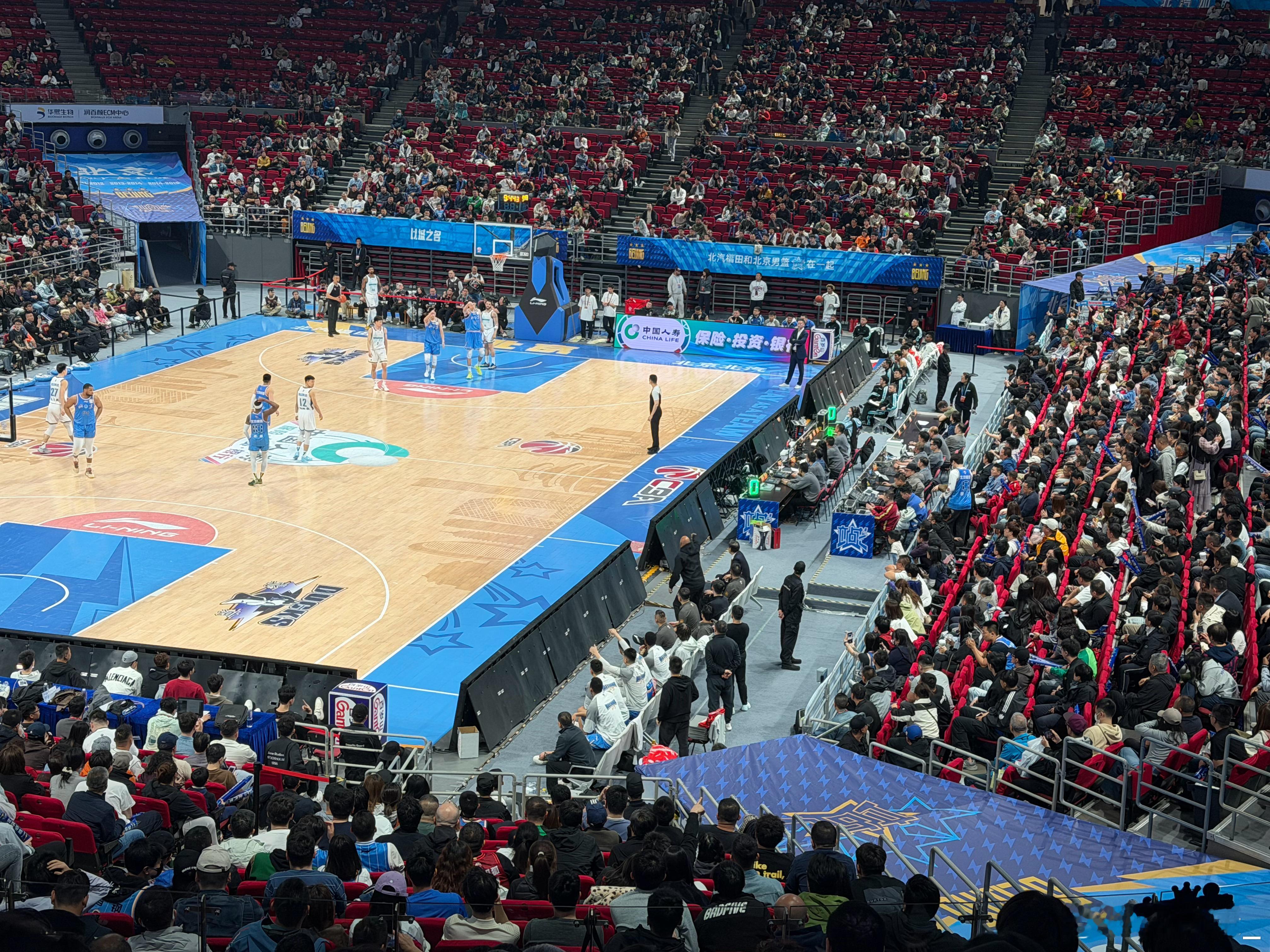 这上座率也不行啊 北京·凯迪拉克中心